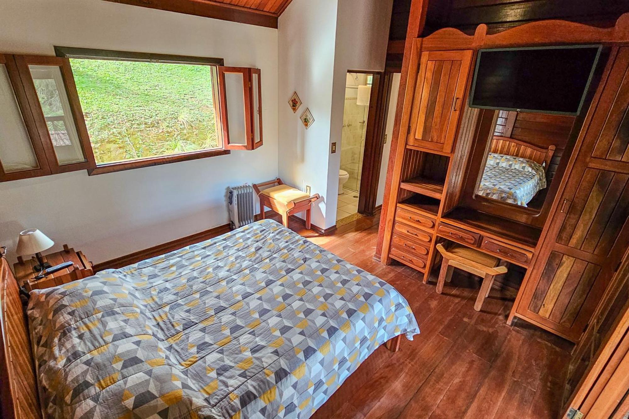 Pousada Dos Quatis Campos do Jordao Dış mekan fotoğraf